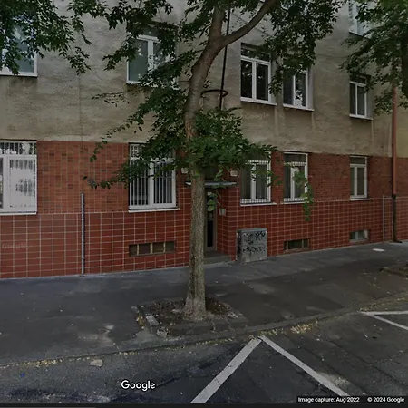 Cozy&unique Near Train Station Bratislava