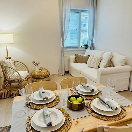 Appartement Cozy&unique Near Train Station Bratislava